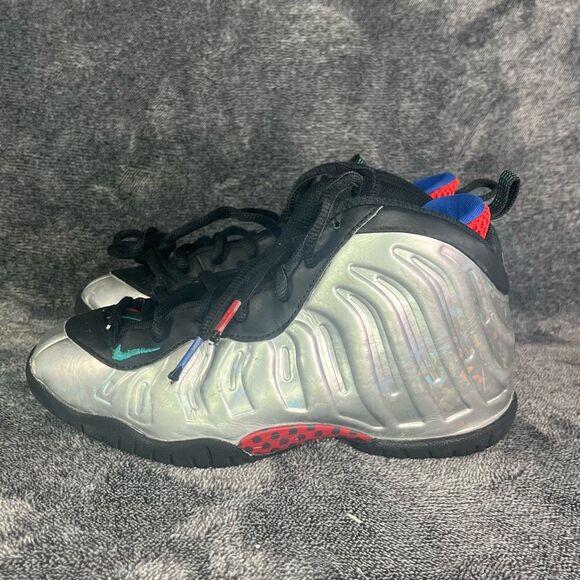 Nike Little Posite One All Star Metallic Silver Big Kids Sneaker 1Y - Picture 1 of 8